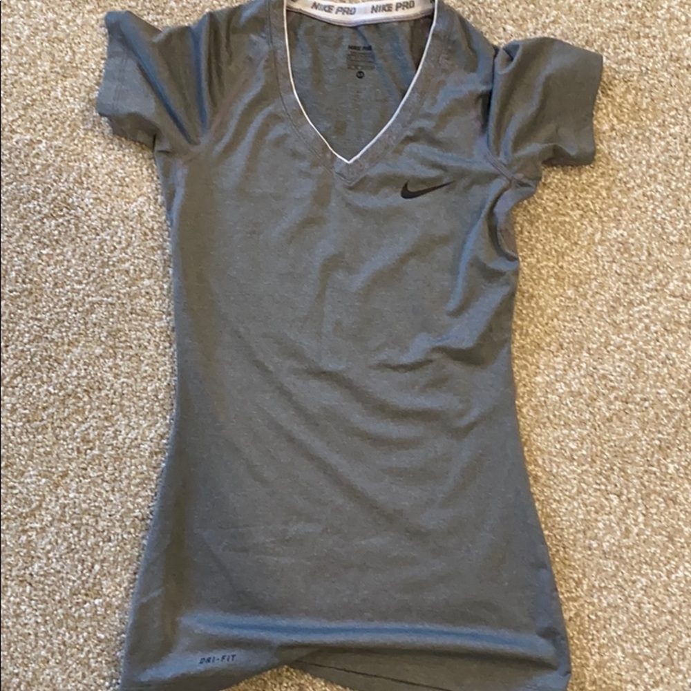 Nike grey dry fit top